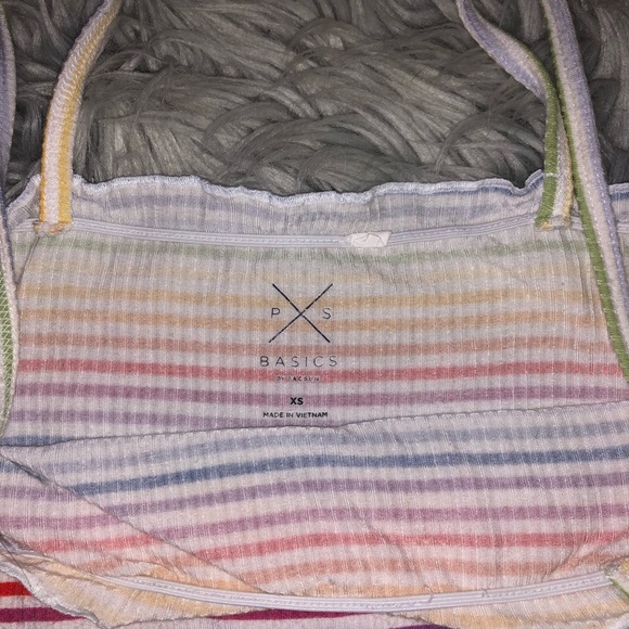 PacSun Basics Tank - Picture 3 of 3